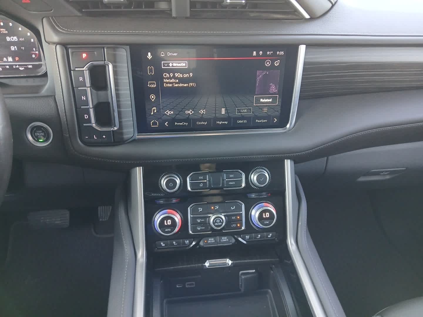 2022 GMC Yukon 4WD Denali