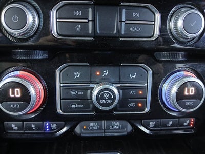 2022 GMC Yukon 4WD Denali