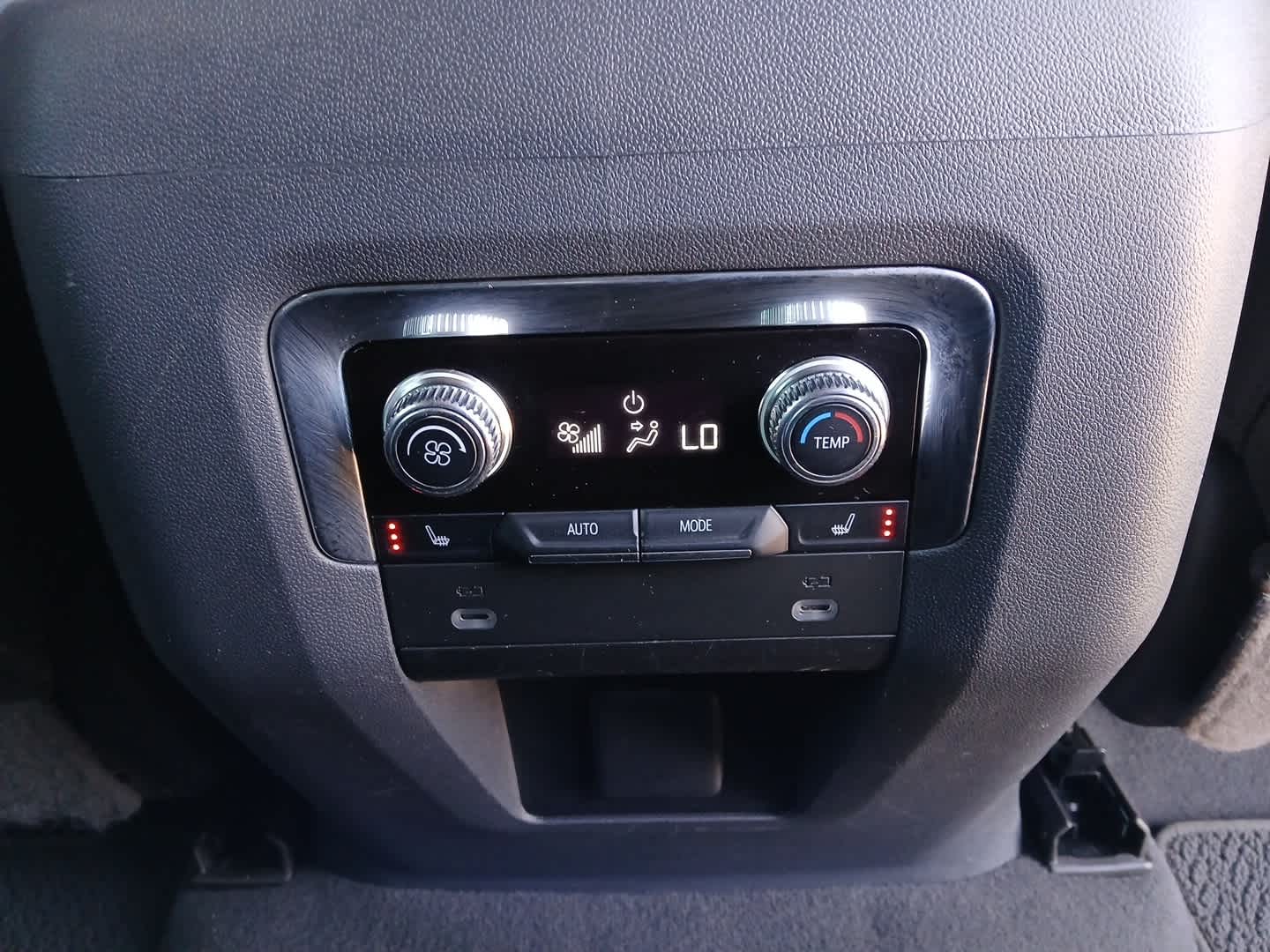 2022 GMC Yukon 4WD Denali