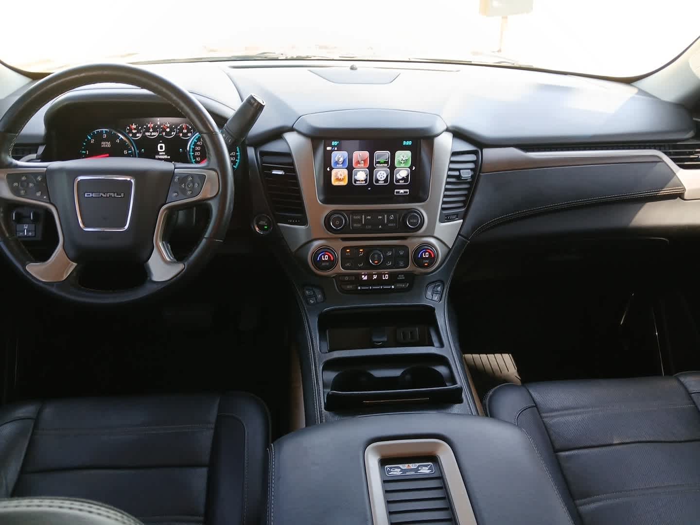 2018 GMC Yukon XL Denali