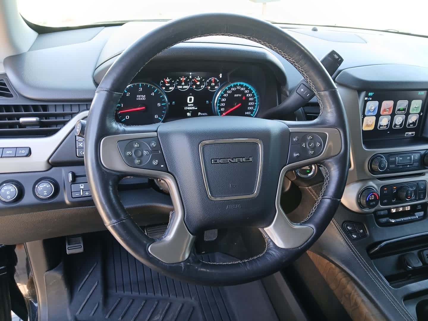 2018 GMC Yukon XL Denali