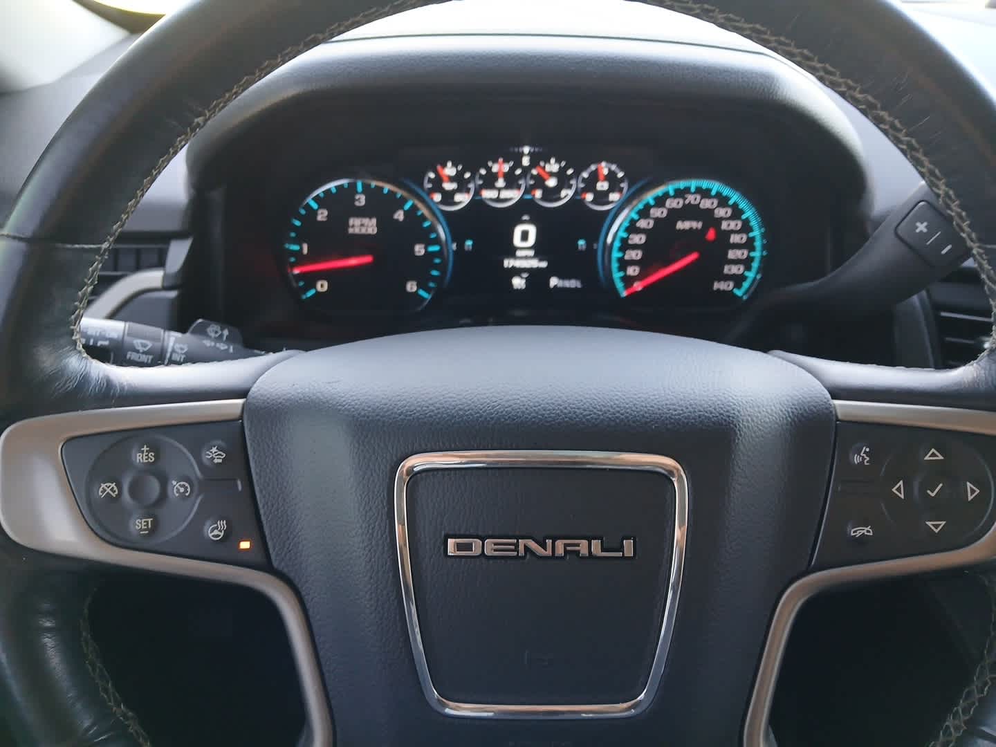 2018 GMC Yukon XL Denali