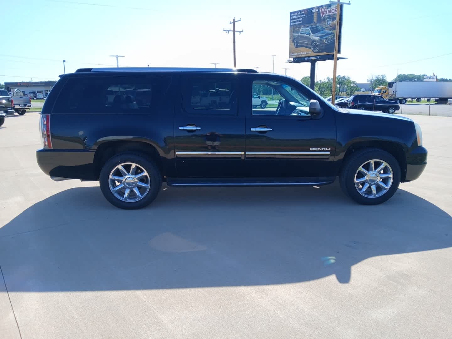 2010 GMC Yukon XL 1500 Denali