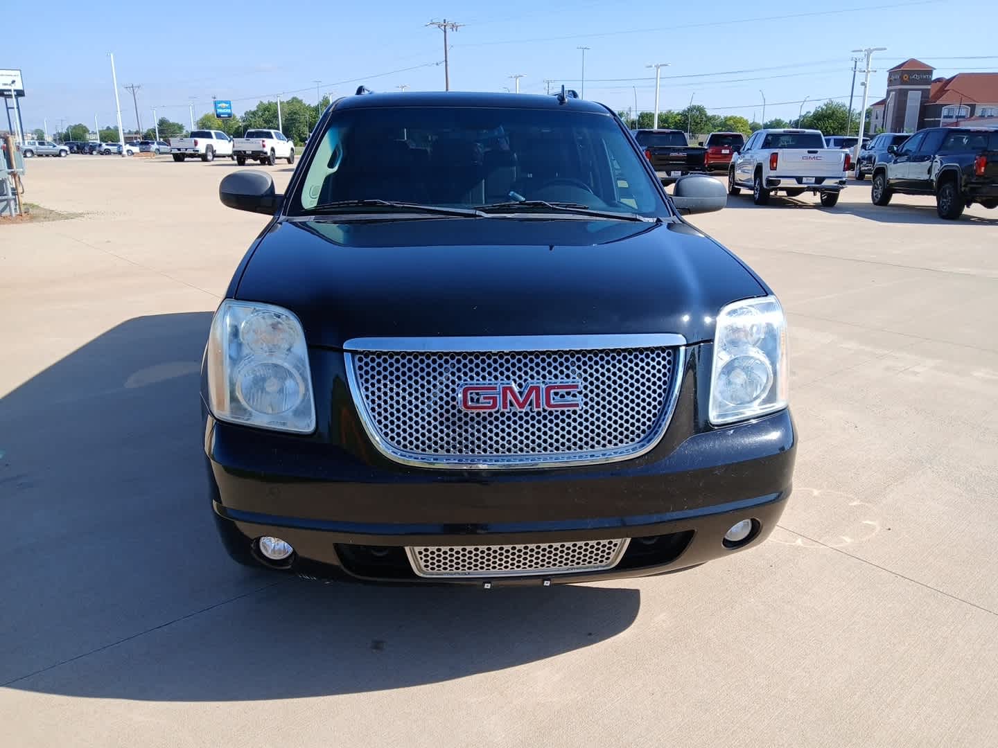 2010 GMC Yukon XL 1500 Denali