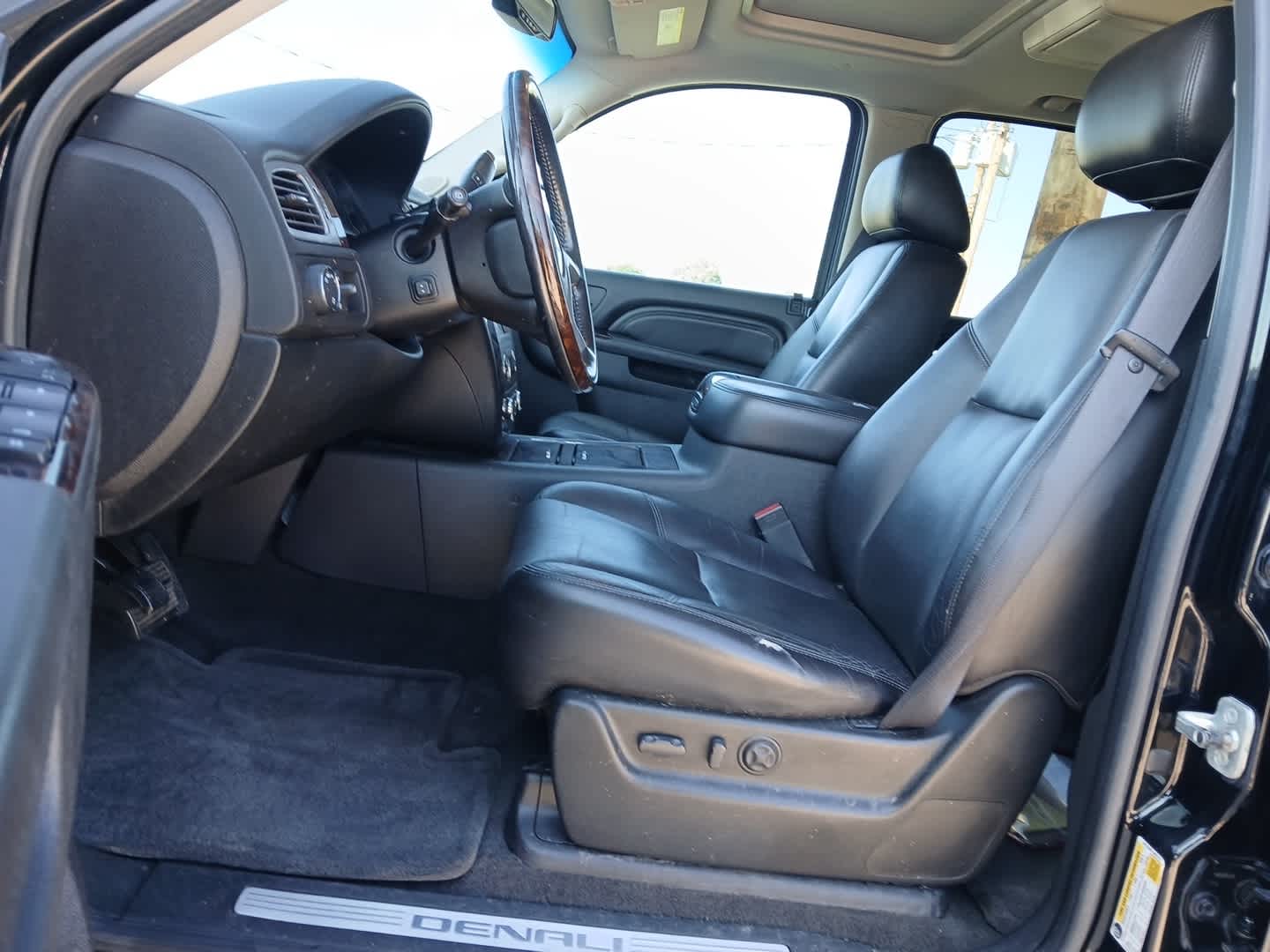 2010 GMC Yukon XL 1500 Denali