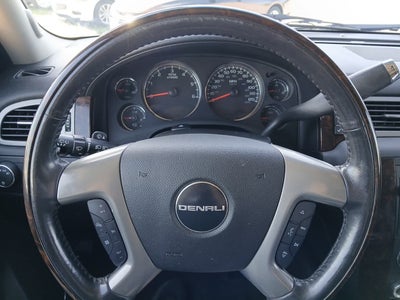 2010 GMC Yukon XL 1500 Denali