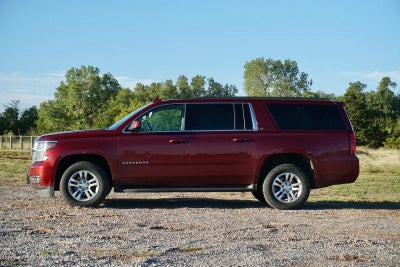 2020 Chevrolet Suburban 4WD LT