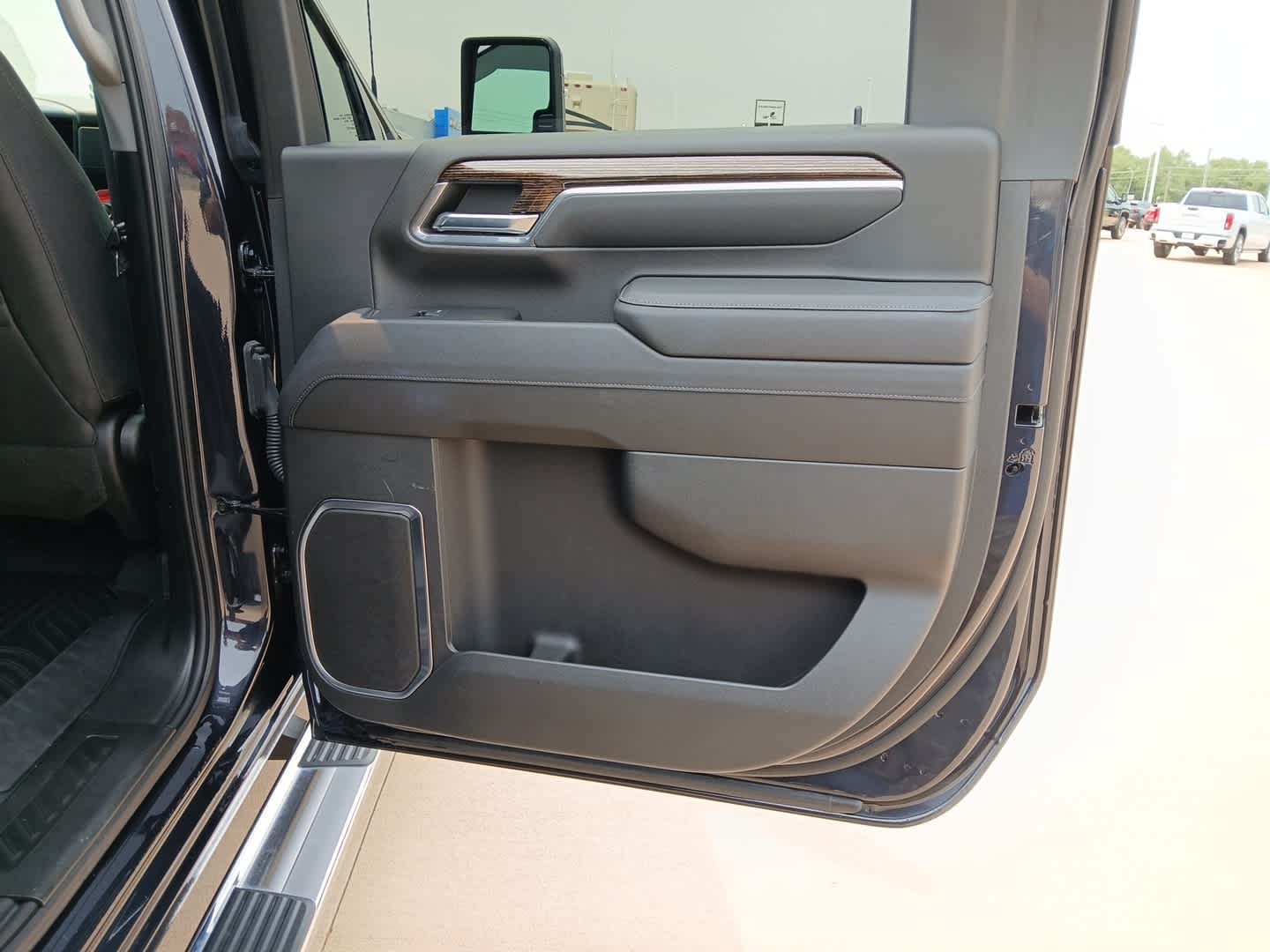 2024 GMC Sierra 2500HD 4WD Crew Cab Standard Bed SLE