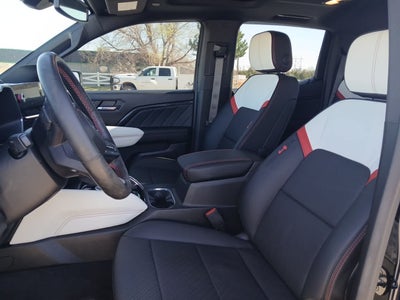 2023 GMC Canyon 4WD Crew Cab Short Box AT4X