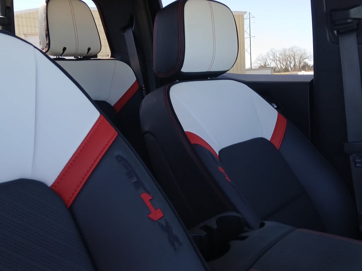 2023 GMC Canyon 4WD Crew Cab Short Box AT4X