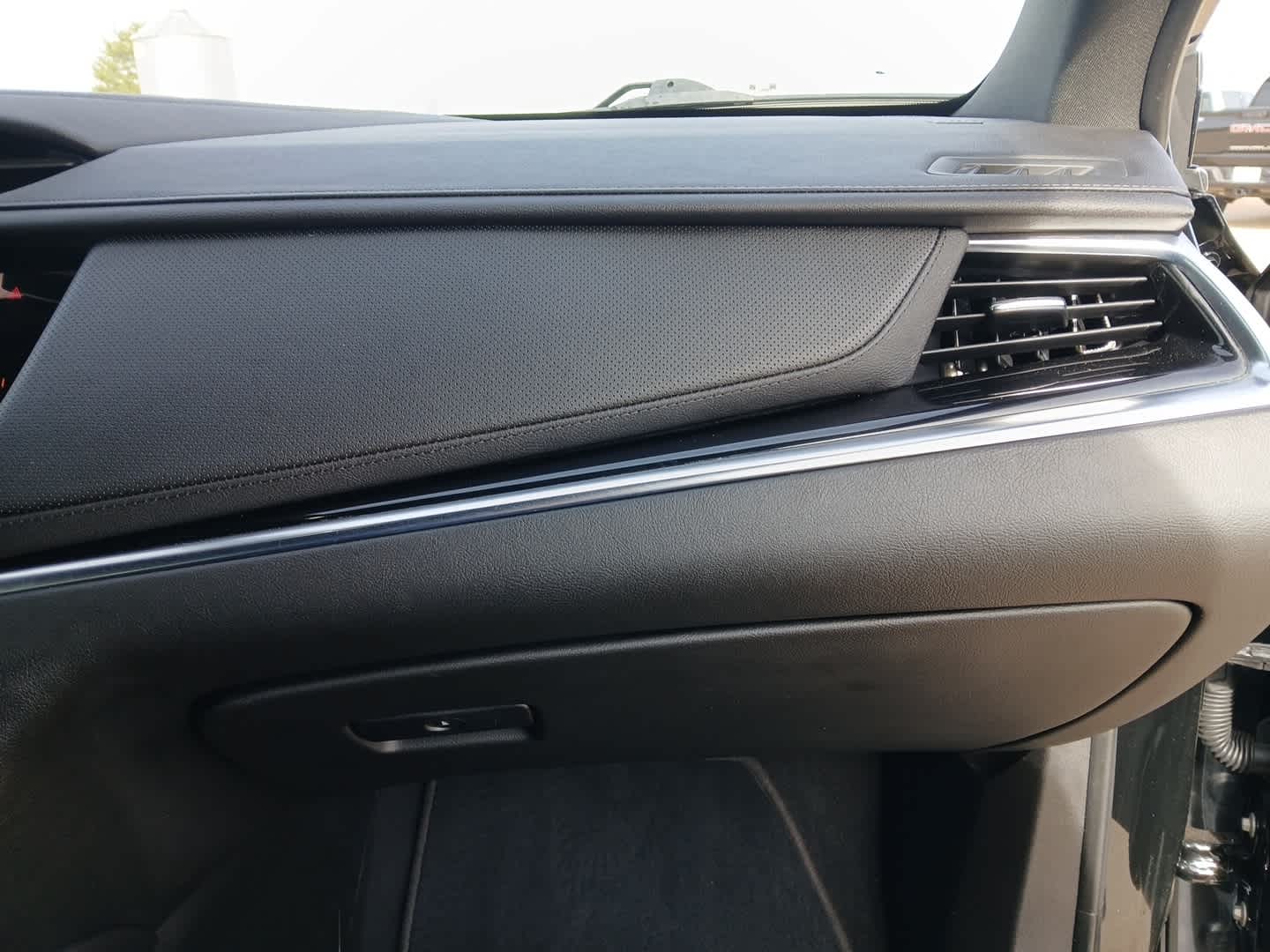 2025 Cadillac XT6 FWD Luxury