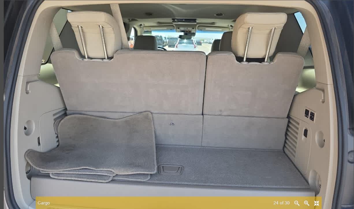 2017 Cadillac Escalade Luxury