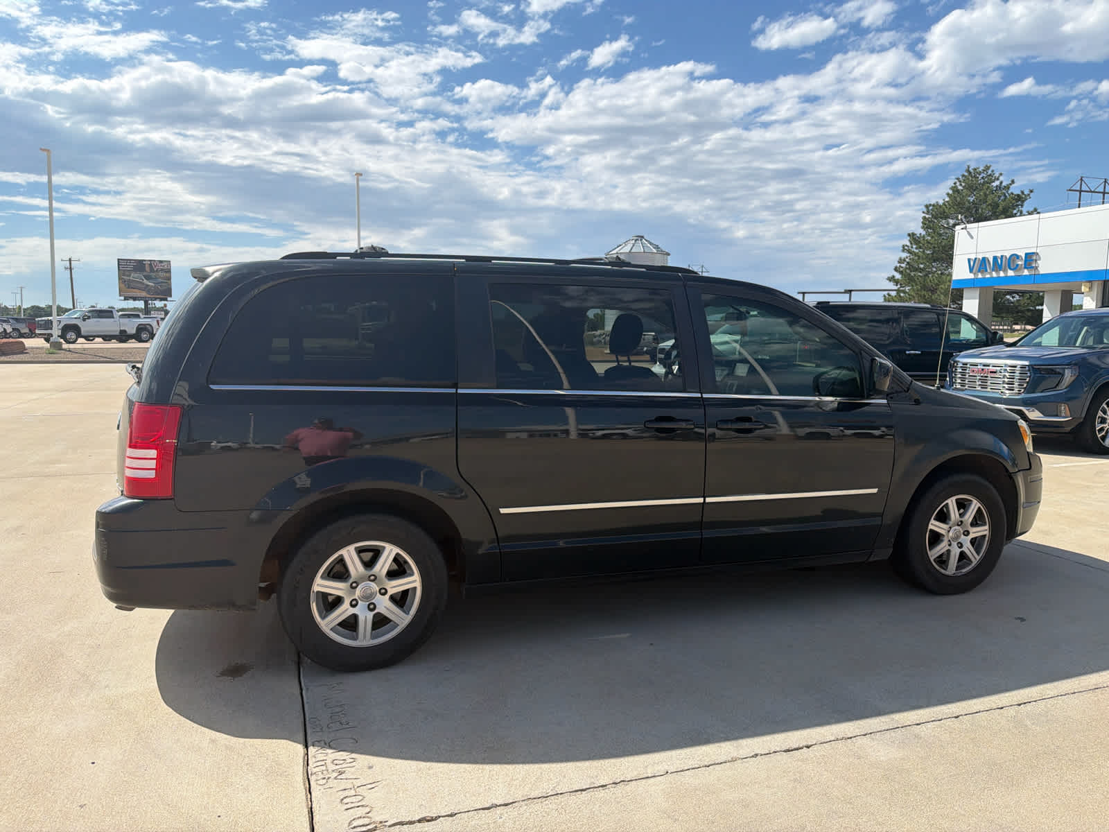 2009 Chrysler Town & Country Touring