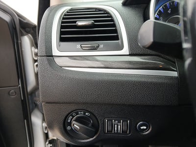 2022 Chrysler 300 Touring