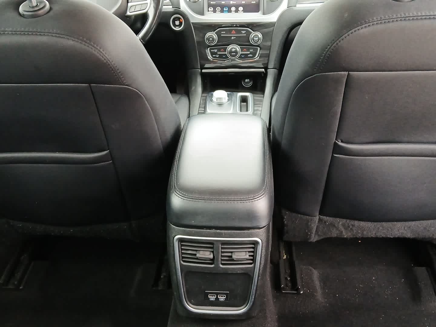 2022 Chrysler 300 Touring