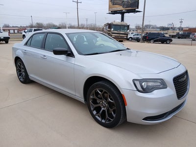 2022 Chrysler 300 Touring