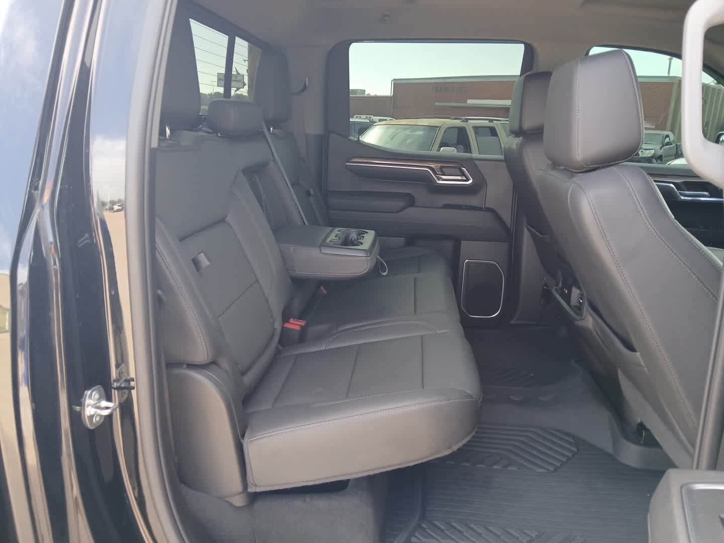 2023 Chevrolet Silverado 1500 4WD Crew Cab Short Bed RST