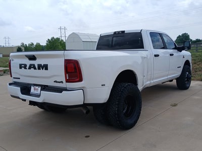 2025 RAM 3500 Big Horn Crew Cab 4x4 8' Box