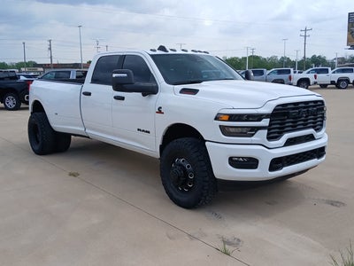 2025 RAM 3500 Big Horn Crew Cab 4x4 8' Box