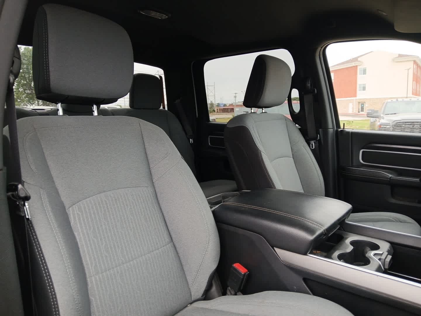 2024 RAM Ram 2500 Big Horn Crew Cab 4x4 6'4' Box