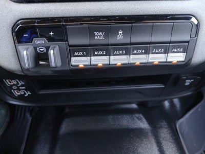 2025 RAM 3500 Tradesman Crew Cab 4x4 8' Box