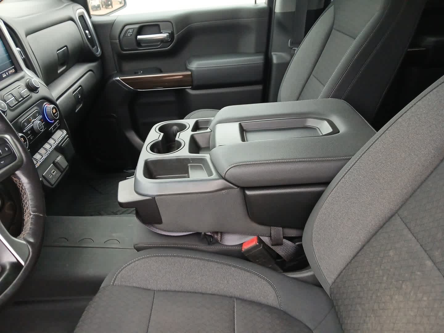 2021 Chevrolet Silverado 1500 4WD Crew Cab Short Bed RST