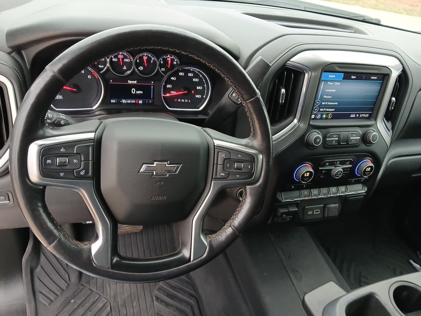 2021 Chevrolet Silverado 1500 4WD Crew Cab Short Bed RST