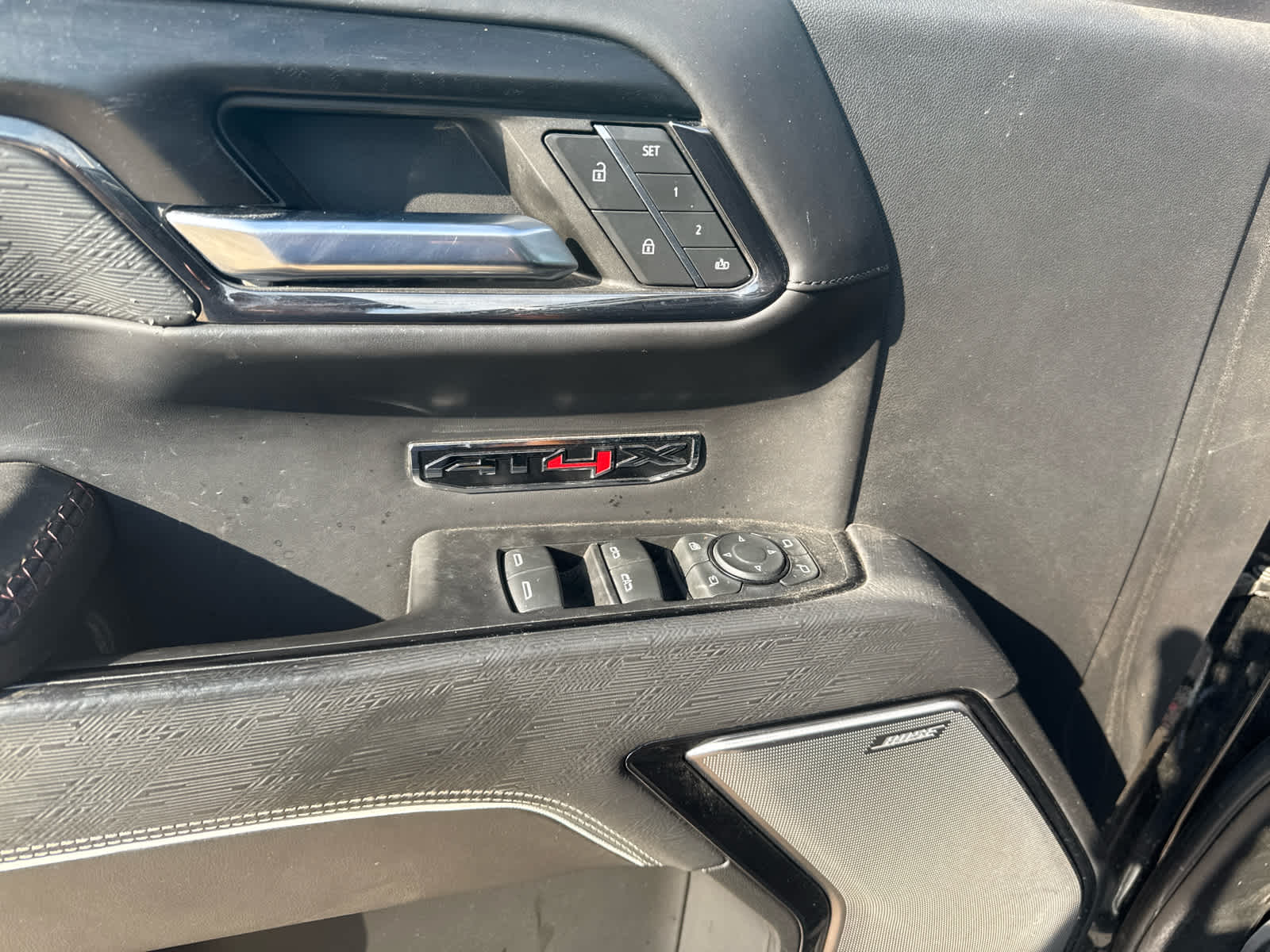 2024 GMC Sierra 1500 4WD Crew Cab Short Box AT4X