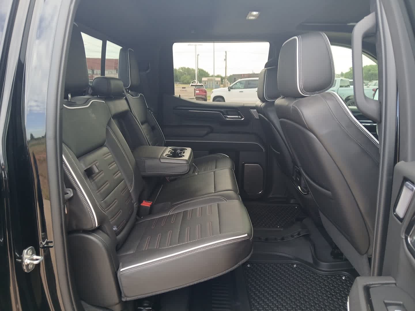 2024 GMC Sierra 1500 4WD Crew Cab Short Box AT4X