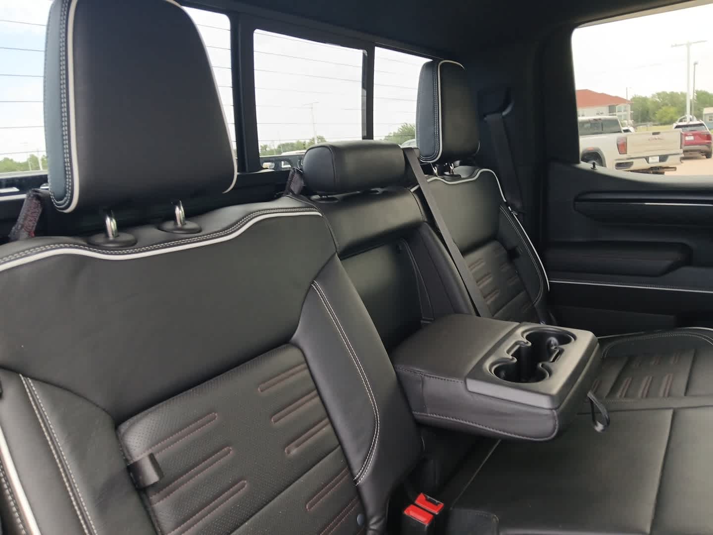 2024 GMC Sierra 1500 4WD Crew Cab Short Box AT4X