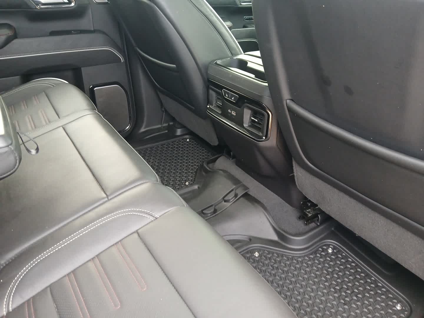 2024 GMC Sierra 1500 4WD Crew Cab Short Box AT4X