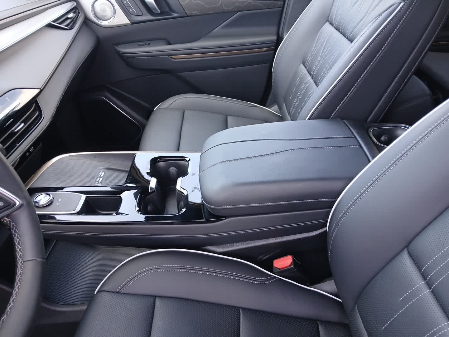 2025 Buick Enclave Avenir FWD