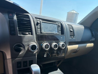 2017 Toyota Sequoia SR5