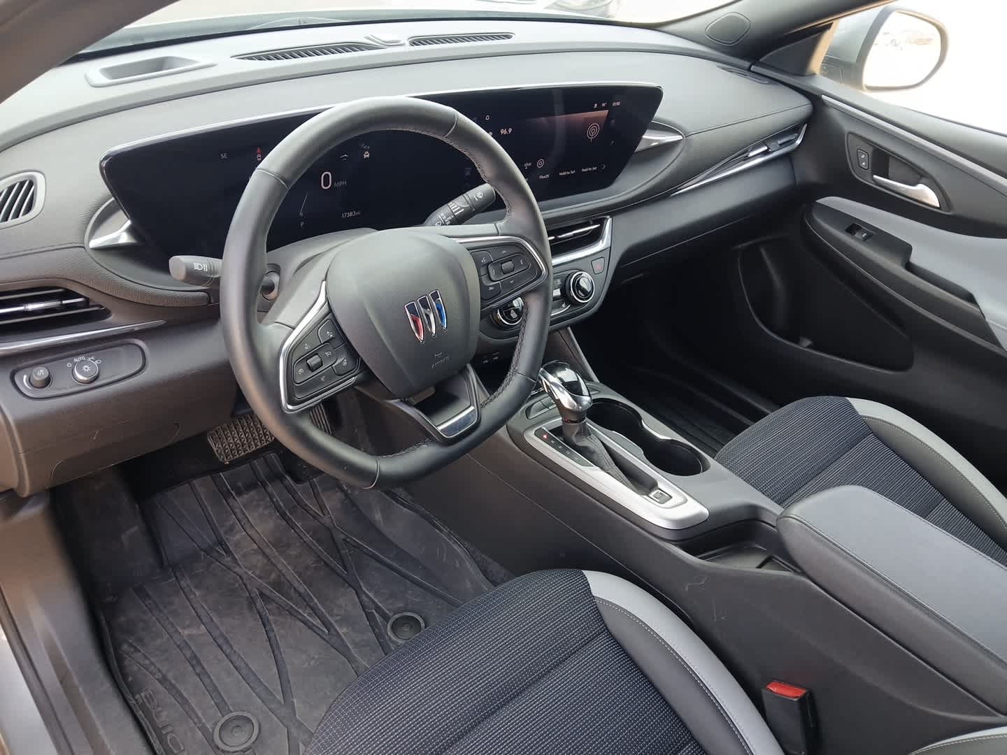 2024 Buick Envista Preferred FWD
