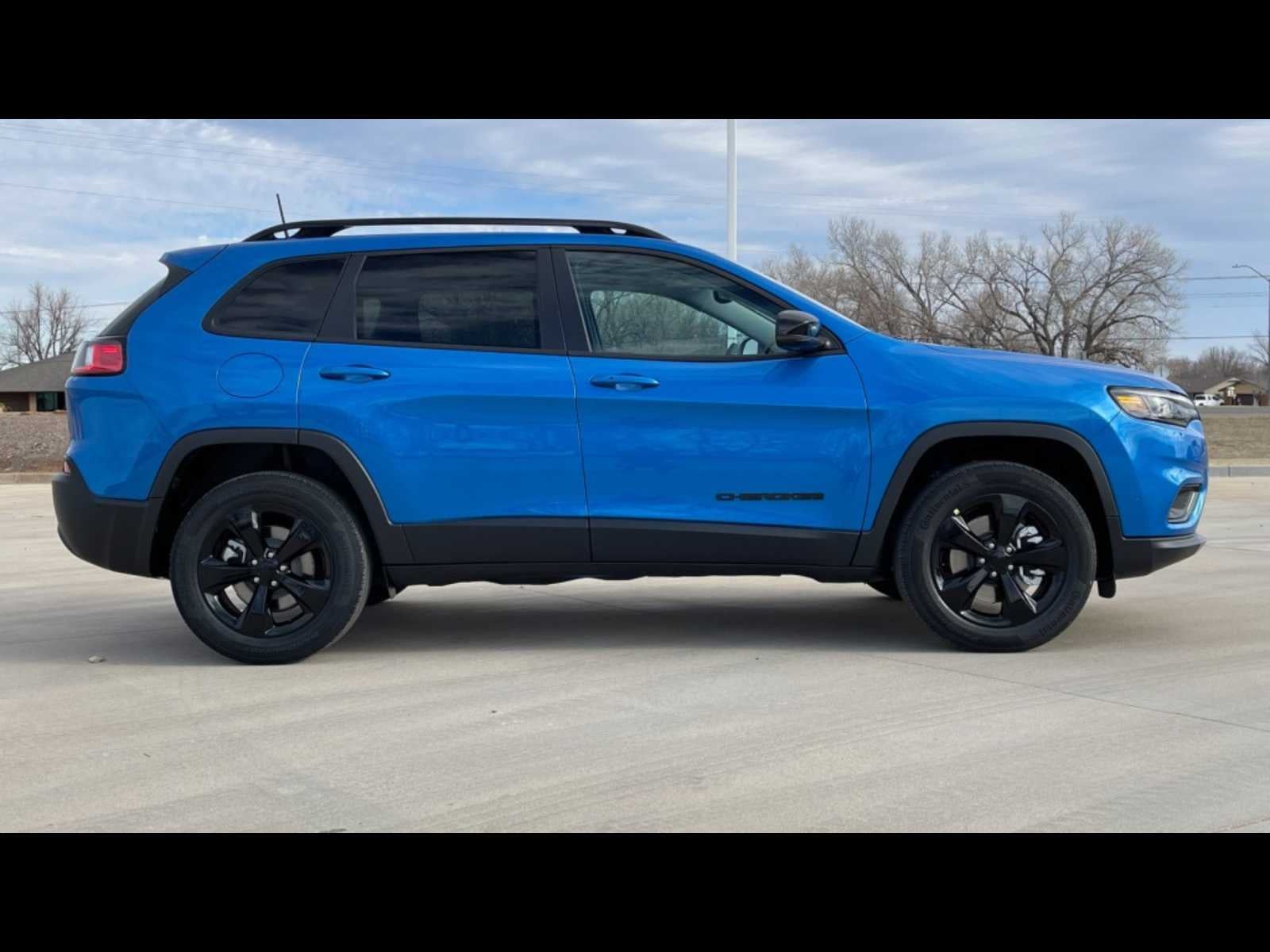 2023 Jeep Cherokee Altitude Lux