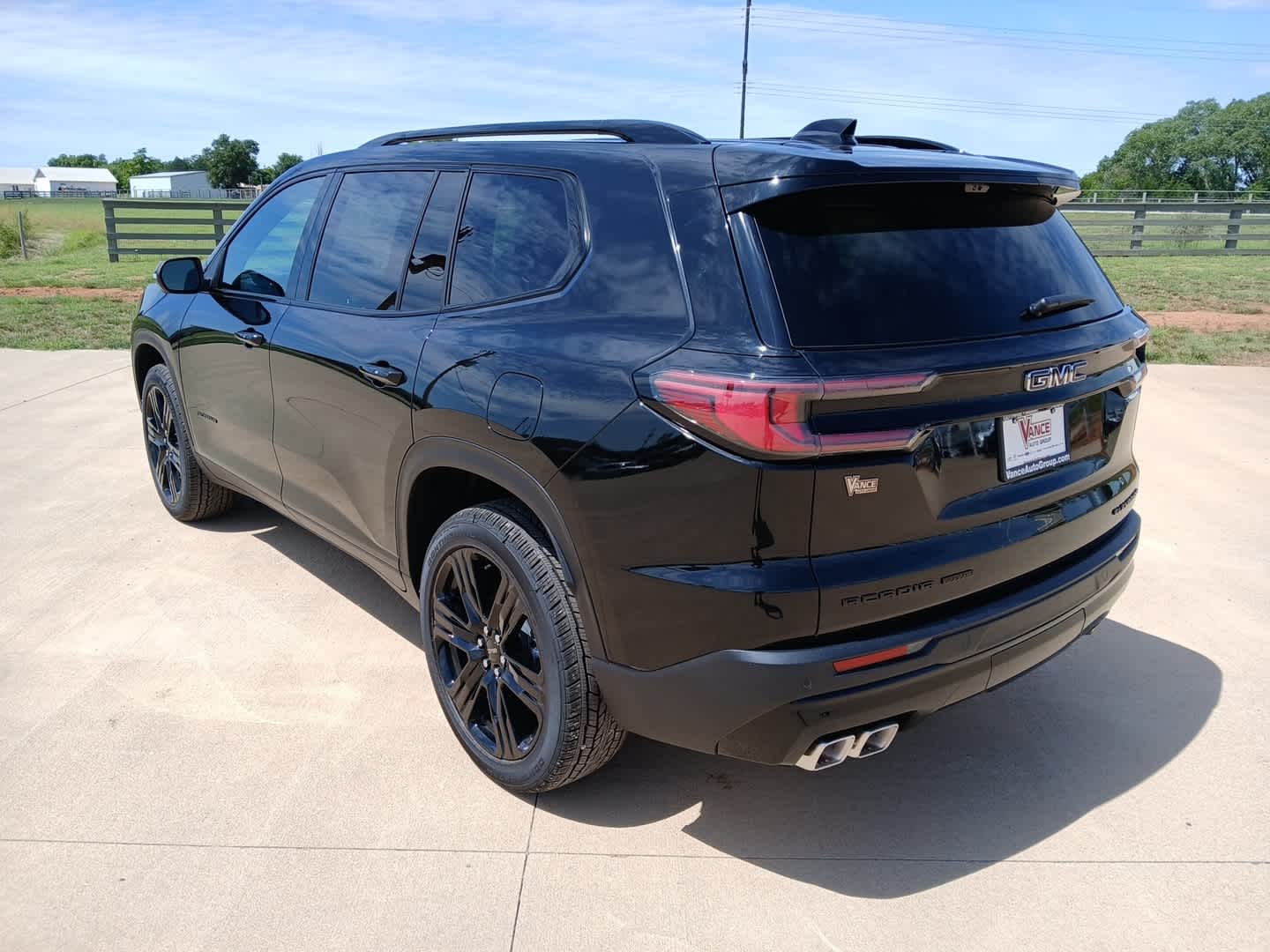 2026 GMC Acadia Elevation