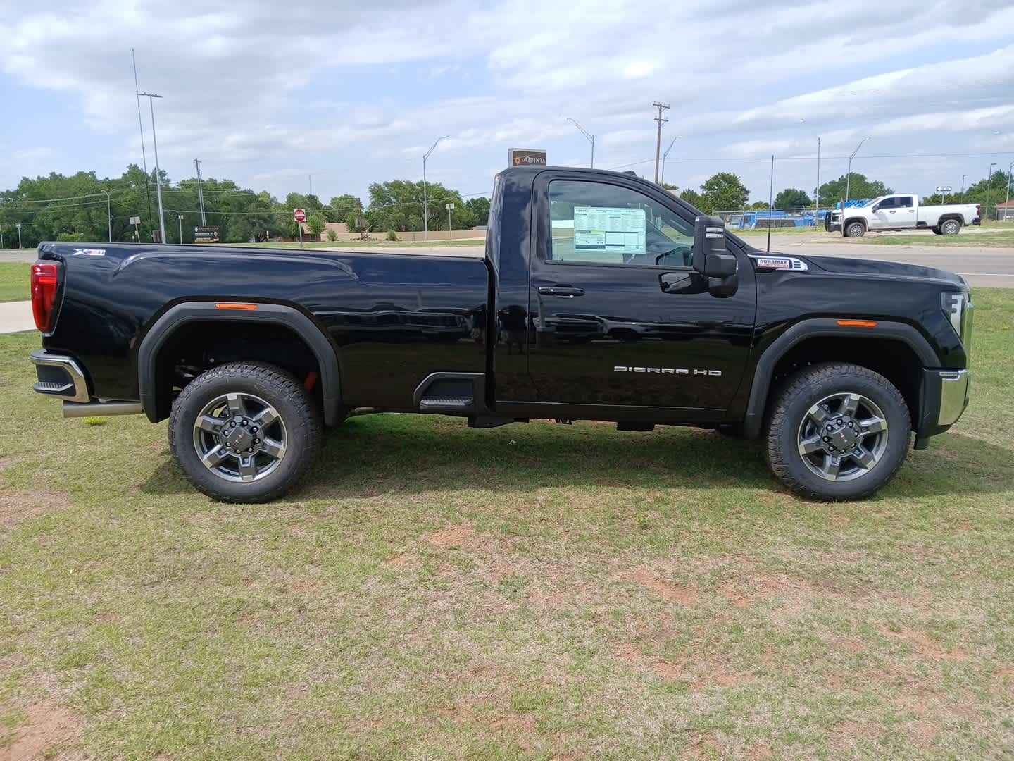 2026 GMC Sierra 3500HD SLE