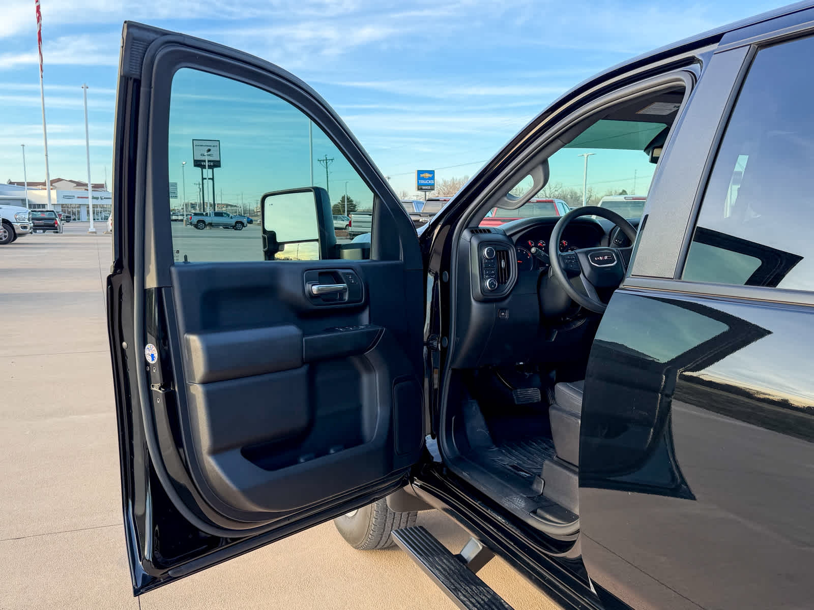 2024 GMC Sierra 2500HD Pro