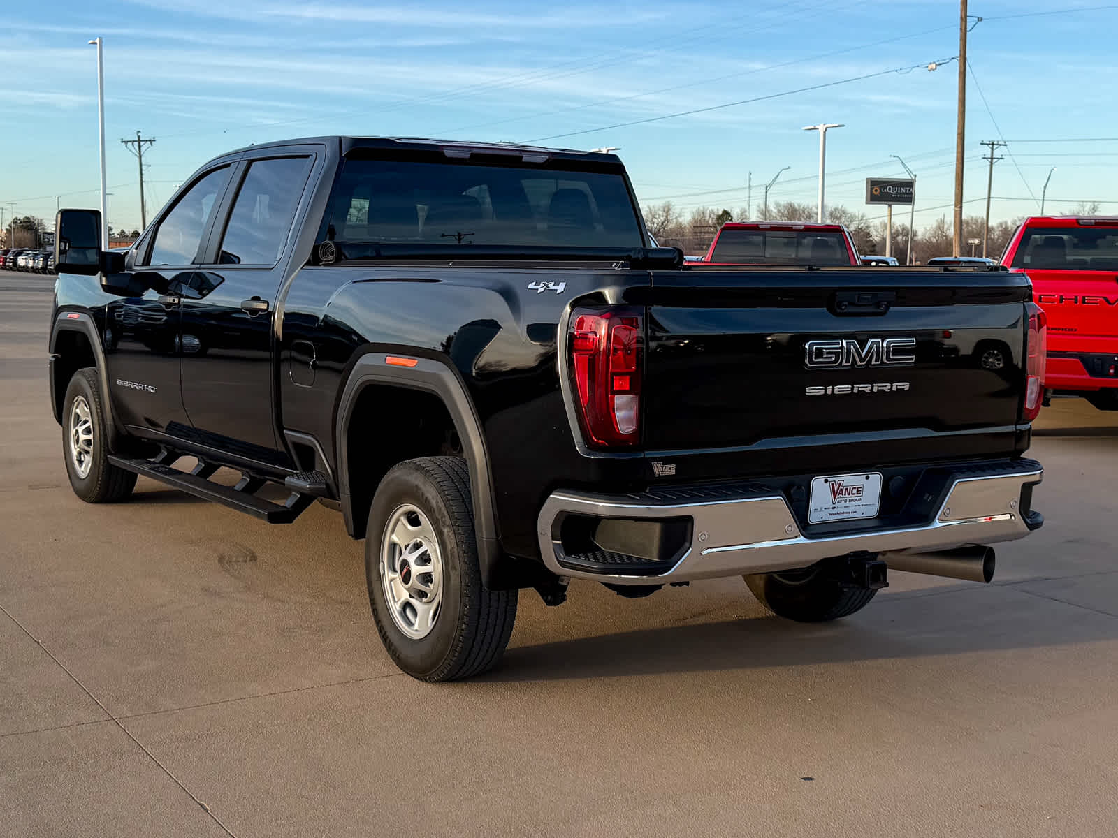 2024 GMC Sierra 2500HD Pro