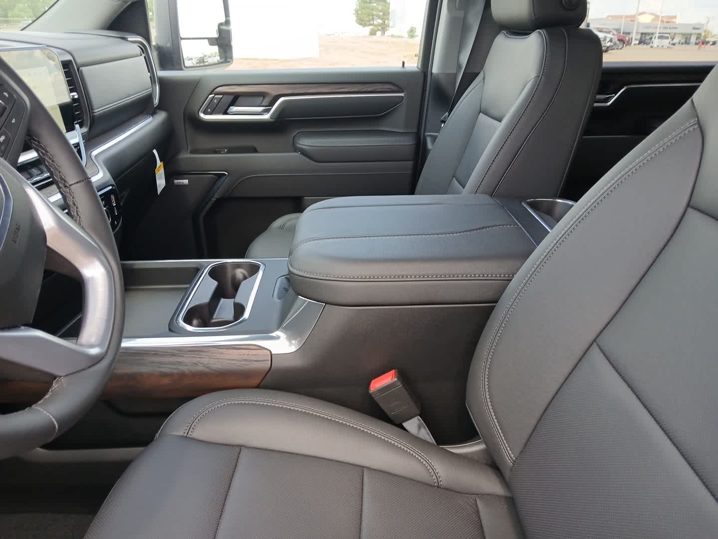 2026 GMC Sierra 2500HD SLT
