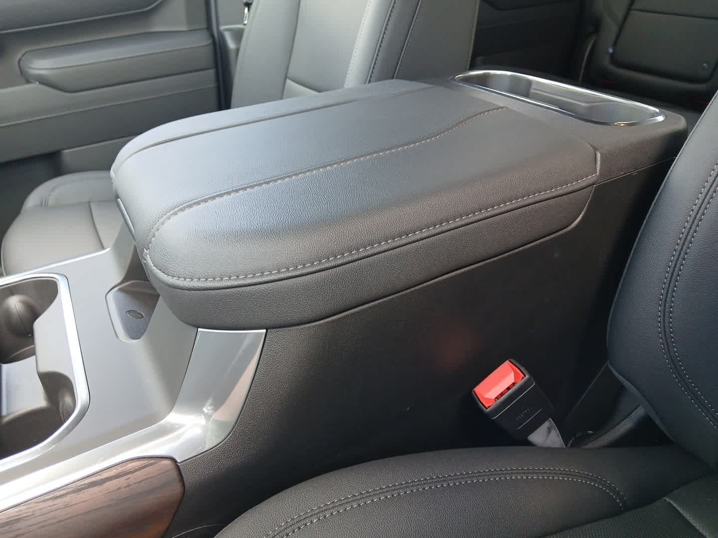 2026 GMC Sierra 2500HD SLT