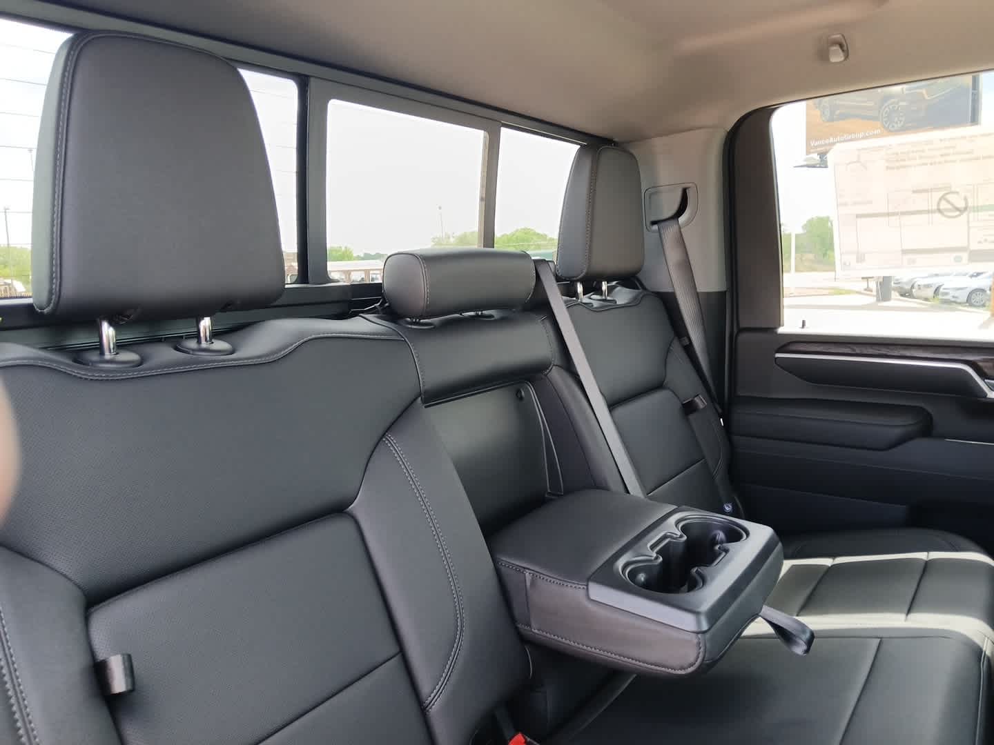 2026 GMC Sierra 2500HD SLT