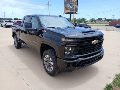2026 Chevrolet Silverado 2500HD Custom