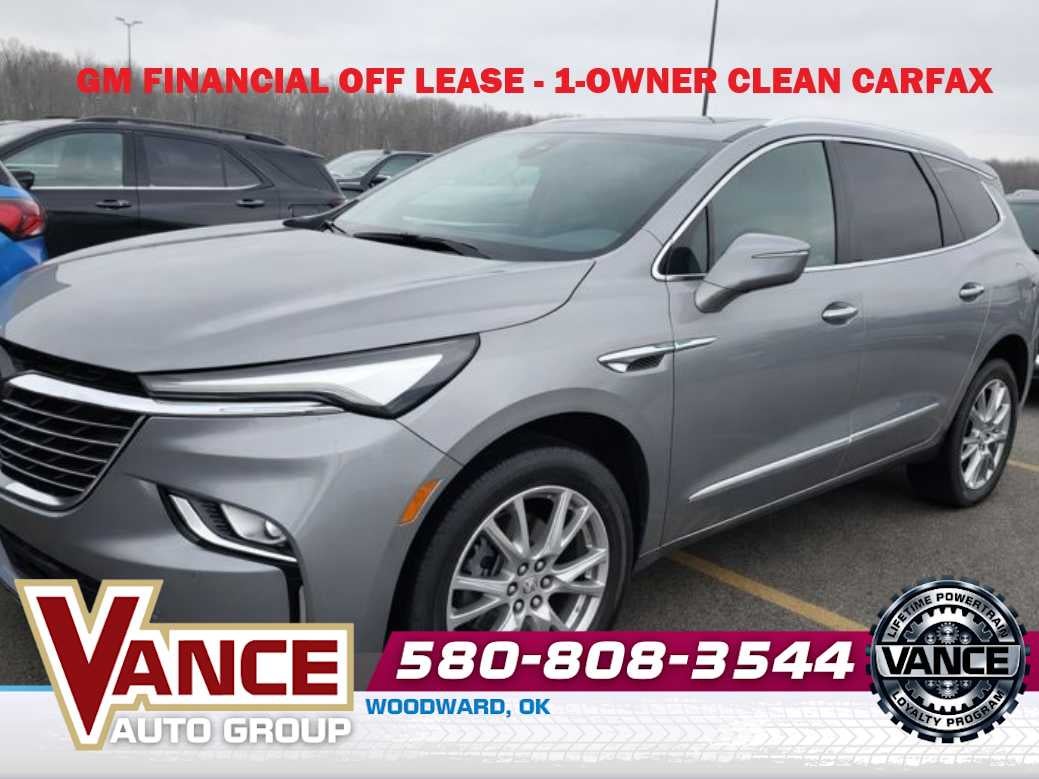 2023 Buick Enclave Essence