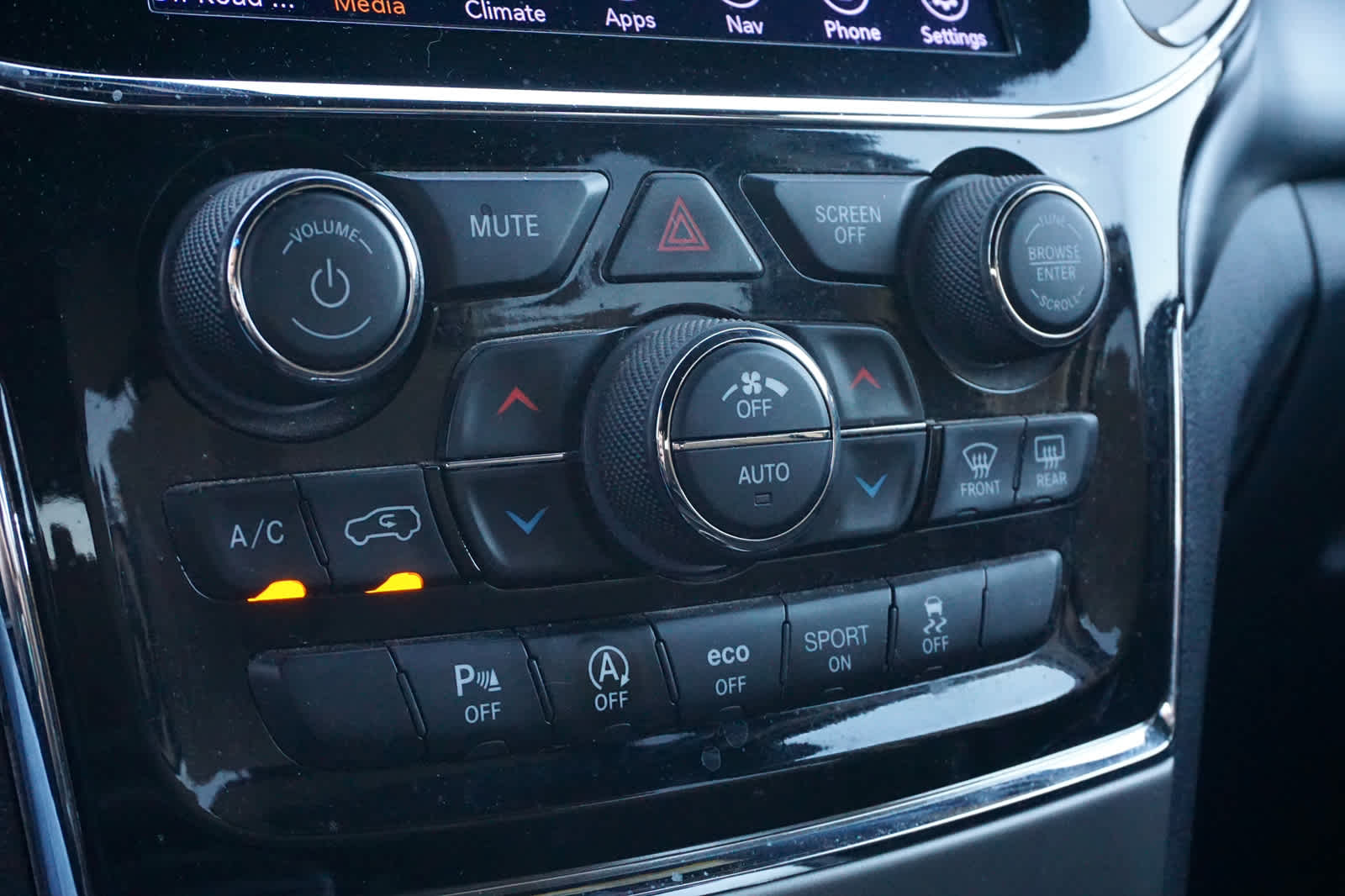 2019 Jeep Grand Cherokee Laredo E