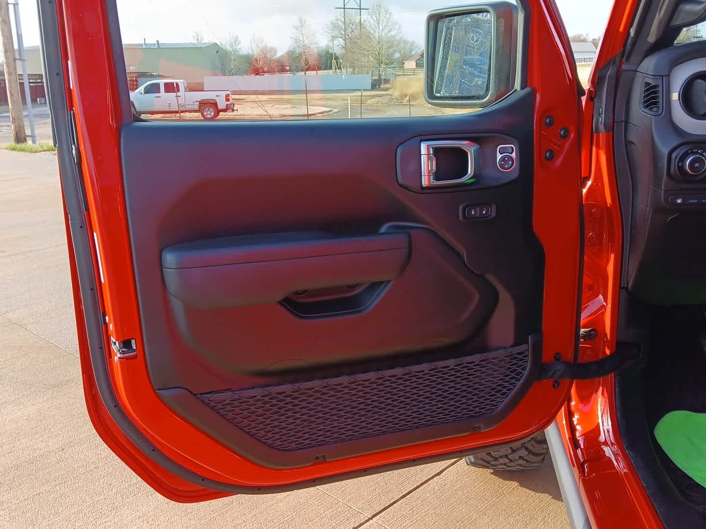 2025 Jeep Wrangler 4xe Willys