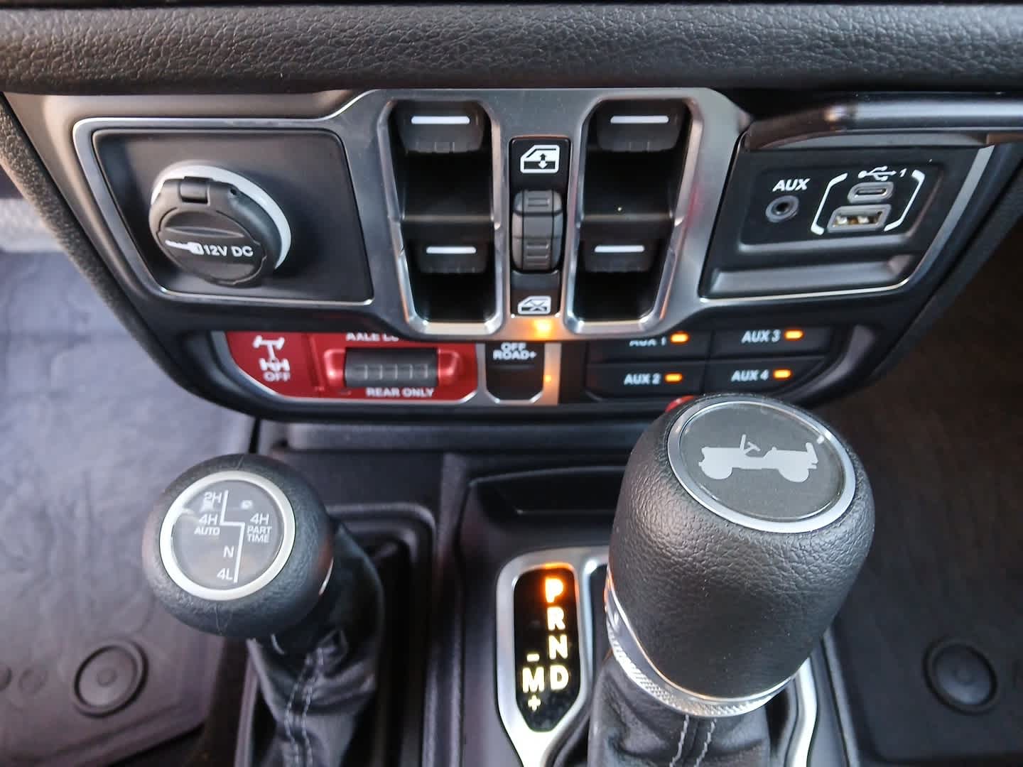 2025 Jeep Wrangler 4xe Willys