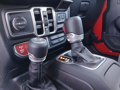 2025 Jeep Wrangler 4xe Willys