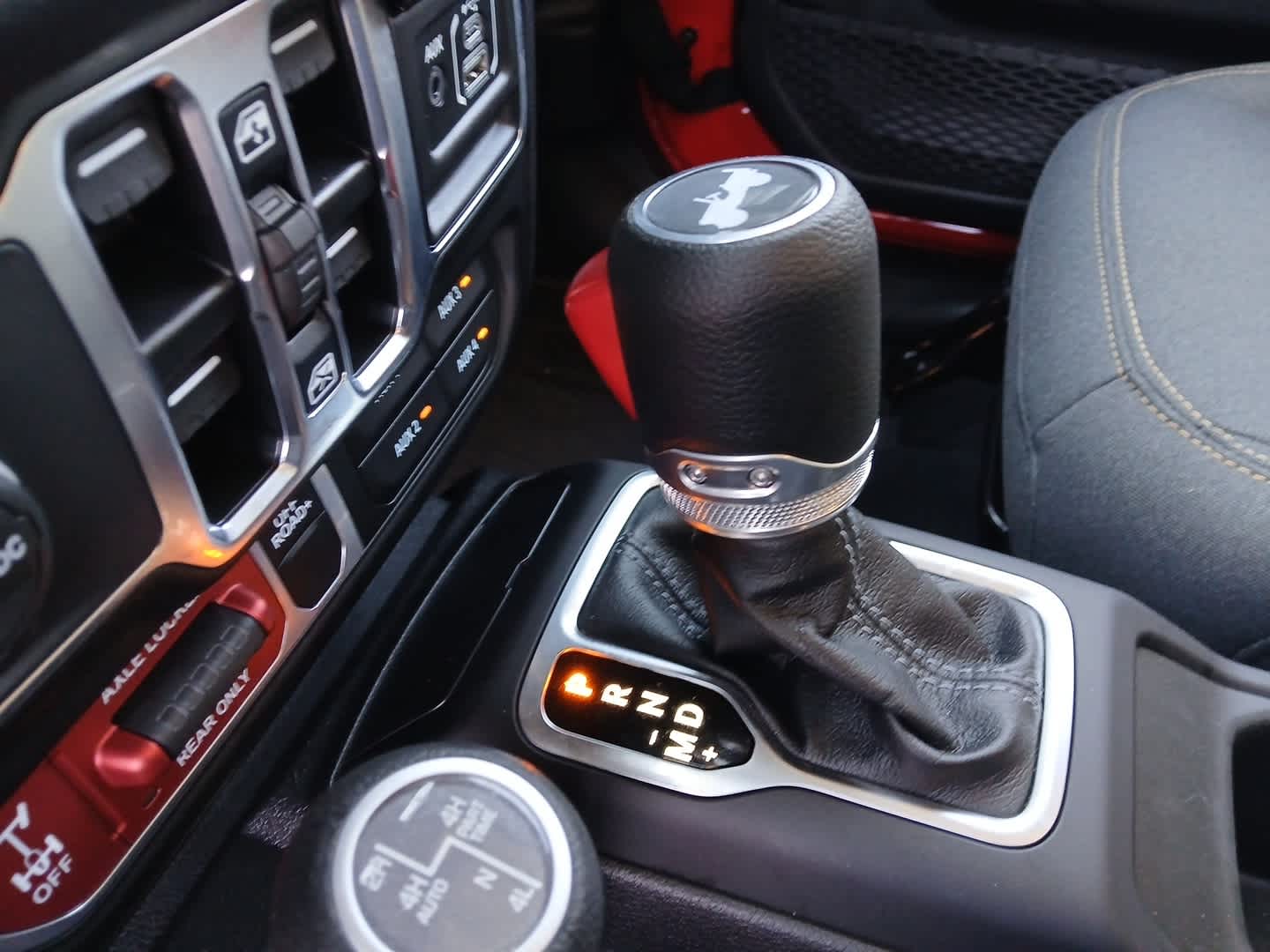 2025 Jeep Wrangler 4xe Willys