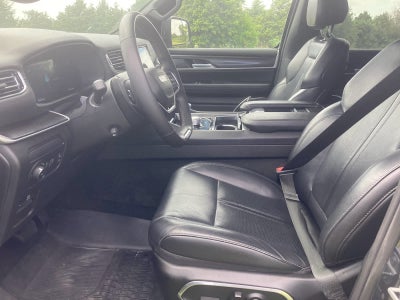 2024 Jeep Wagoneer Base